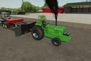 John Deere 4020 Pulling Tractor 2