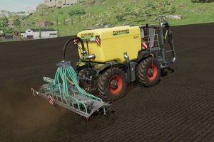 CLAAS Xerion 3000 Saddle Trac 4
