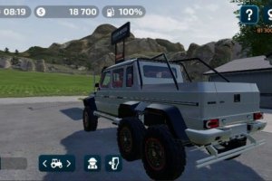Brabus B63S-700 6x6 2