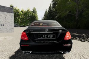 Mercedes Benz E-Class 3
